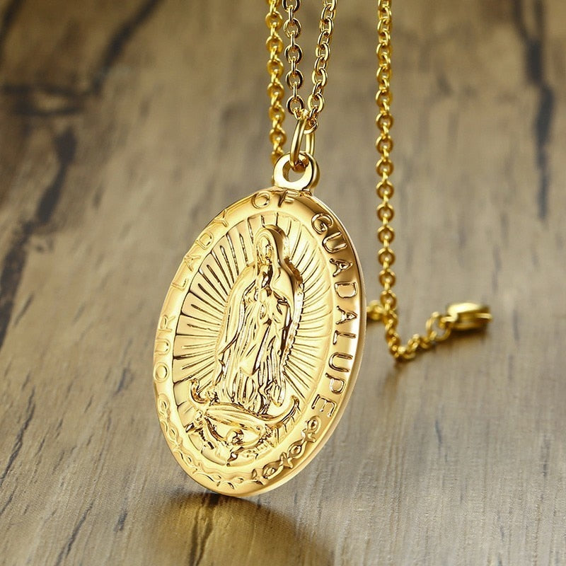 Colar masculino com medalhão Nossa Senhora de Guadalupe